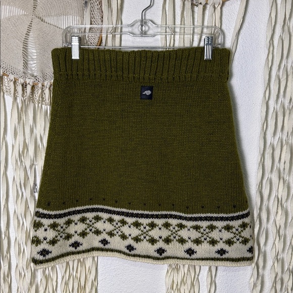 Everest Designers Wool Knit Skirt in Green and Cream Nordic Print Size M/L - Picture 7 of 9